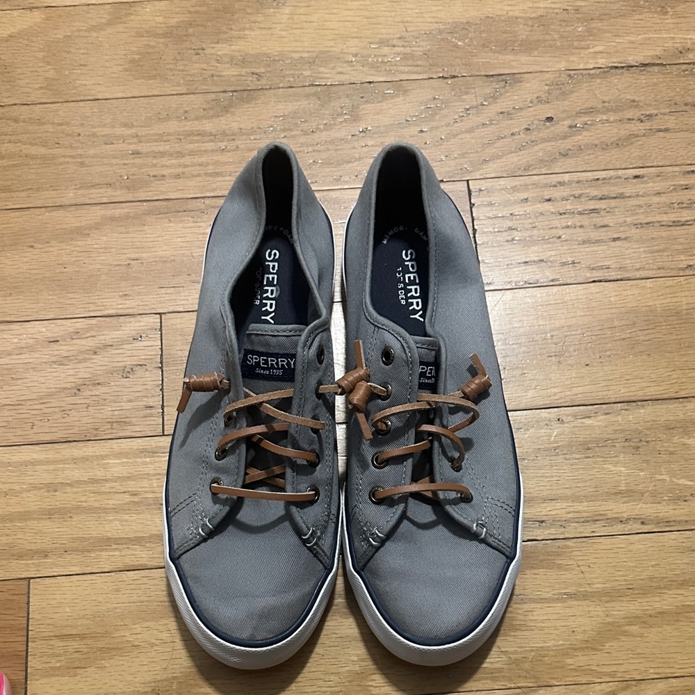 Sperry Gray Crest Vibe Shoes with White Accents